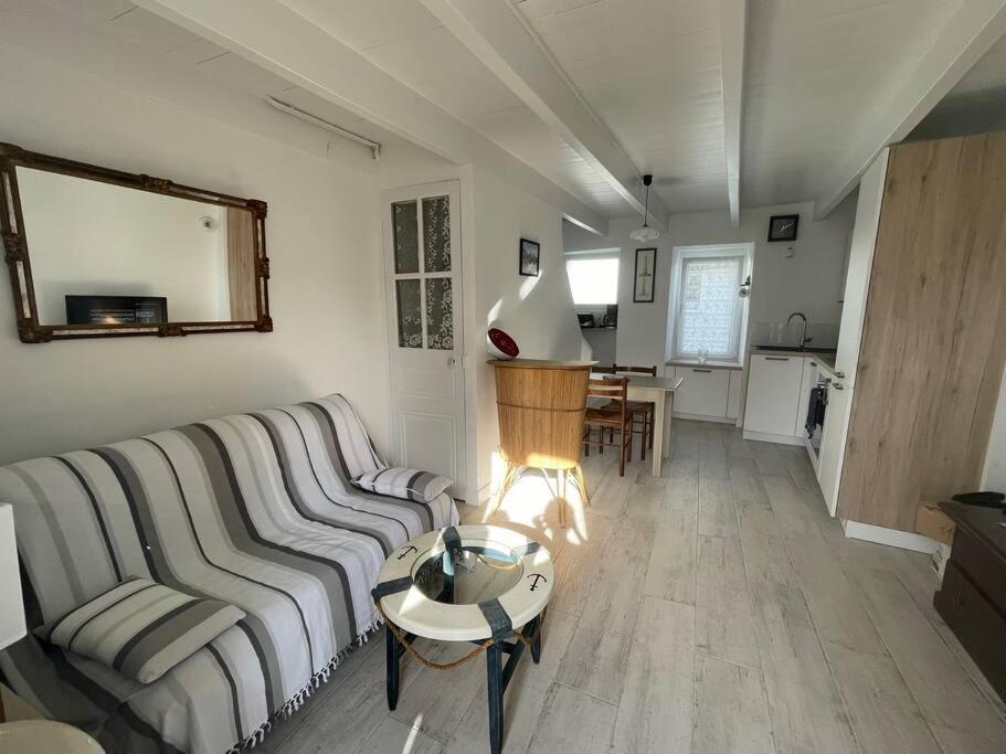 La Petite Maison, Charmant Penty Coeur De Village Séné Exterior foto